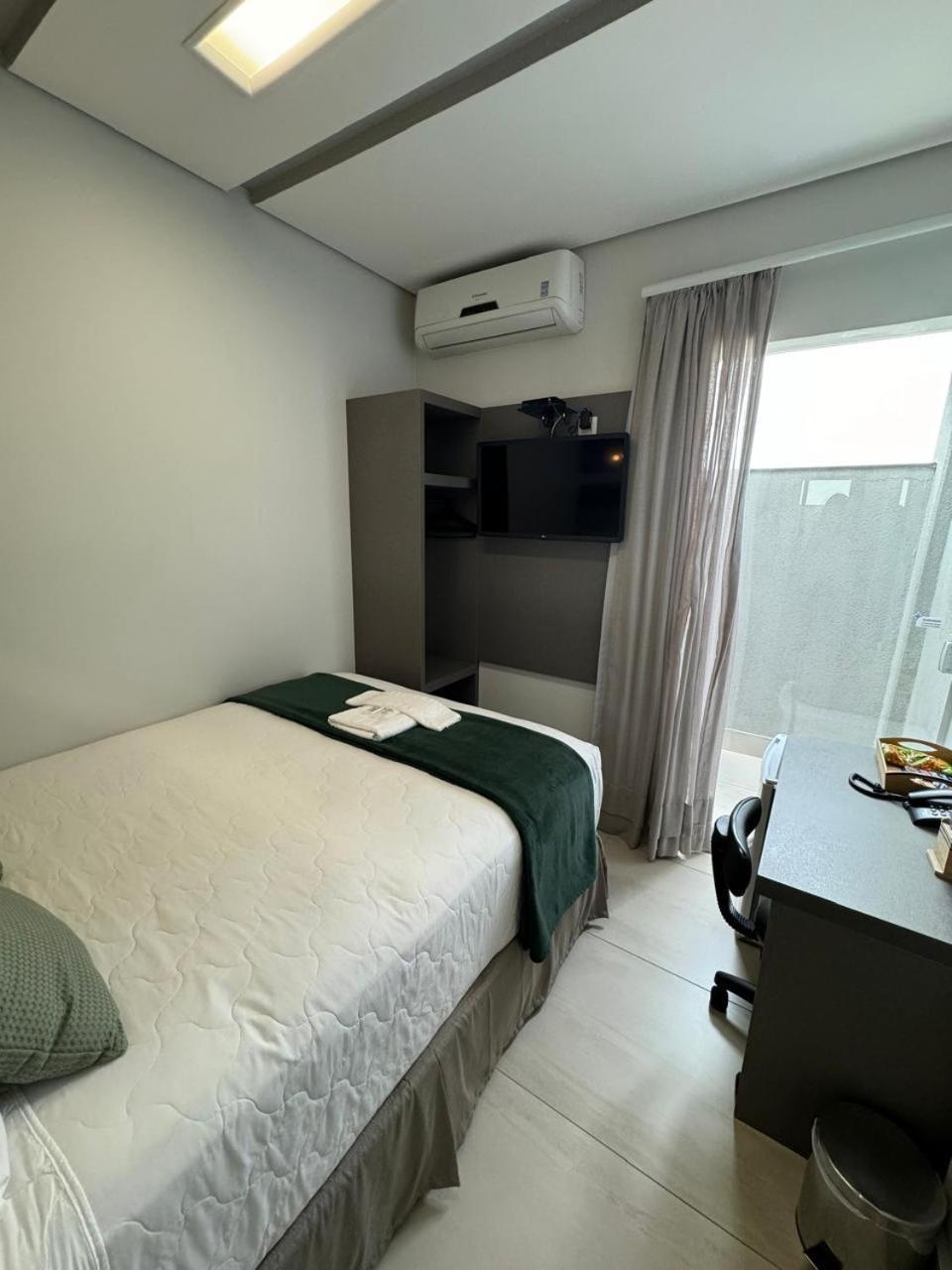Hotel Imperatriz Premium Telemaco Borba ภายนอก รูปภาพ